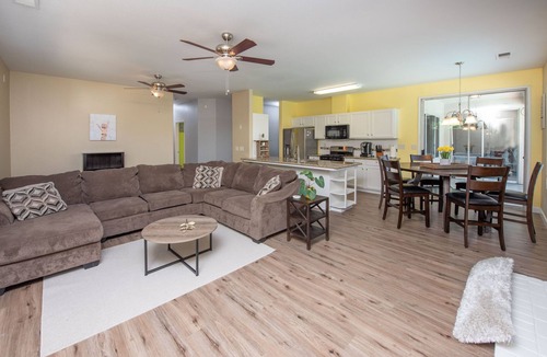 Roosevelt House | 4bd 2 ba Home with Pool Near Airport and Hwys