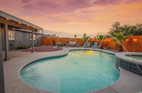 Henderson House | 4BR Stunner with Pool & Amazing Backyard!