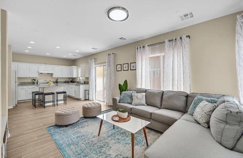 Las Vegas House | 4BR Vegas Home | Pet Friendly Parking Near Strip