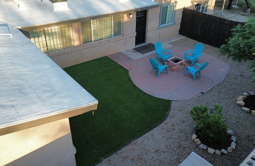 Amphi House | 5 Bed UPDATED Home - Hot Tub, Fire Pits, Games, Bring the Whole Crew! Sleeps 14