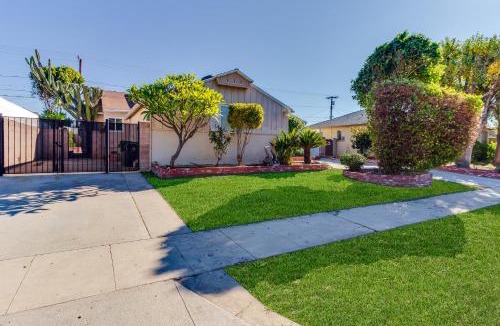 Reseda House | 5 Bedroom Charmer with Pool