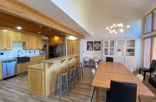 South Snyderville Basin House | 5 Bedroom Ski Retreat within walking distance of Canyons Cabriolet