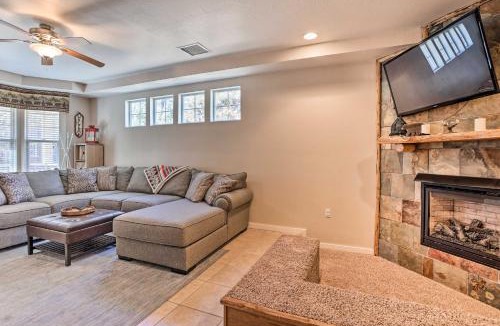 Big Bear City House | 5 Mi to Big Bear Lake: Cozy Cottage w/Hot Tub