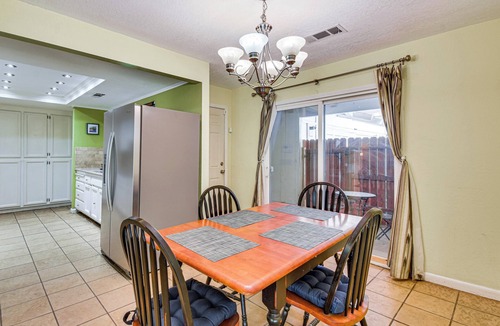 Fresno House | 5 Mi to Fresno State: Family Gem w/Backyard Oasis