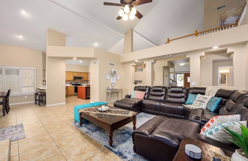 Chandler House | 5BR Luxury Oasis, 2 Master Suites, Heated Pool, Game Room, 3 King Beds, Chandler