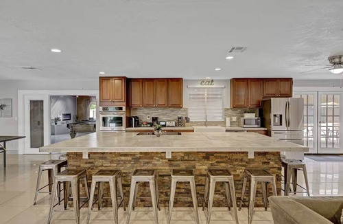 Enterprise House | 6870 sqft Indoor Pool/Theater Room/Game Room, 10bd