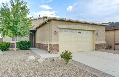 Granville House | 7 Mi to Watson Lake: Prescott Valley Home w/Patio