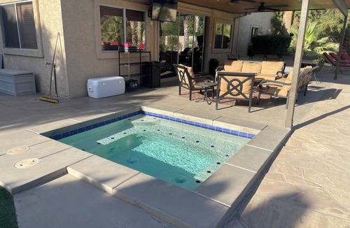 Camelback East House | 8 Bedrooms, 12 beds, pool, hot tub,putting green, pool table, ping pong, bbq