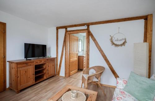 Hellenhahn-Schellenberg Apartment | 8 Bett Ferienwohnung Spatzennest