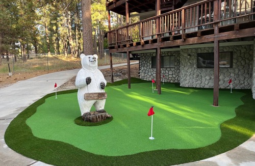 Fox Farm House | 9 Bedroom, 13 Beds - 2 Gamerooms, Basketball & Golf