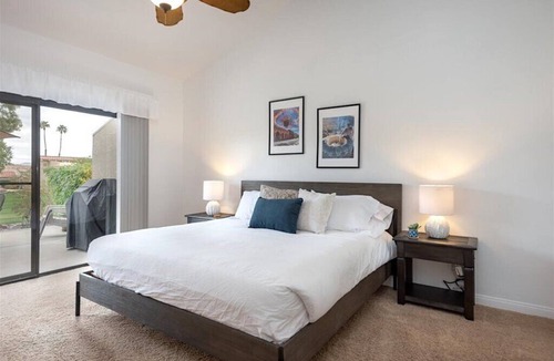 Palm Desert House | A Beautiful Palm Desert Resort Experience!