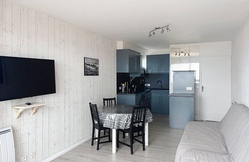 Courseulles-sur-Mer Apartment | A little piece of paradise on the beach at Courseulles sur mer (Juno Beach)