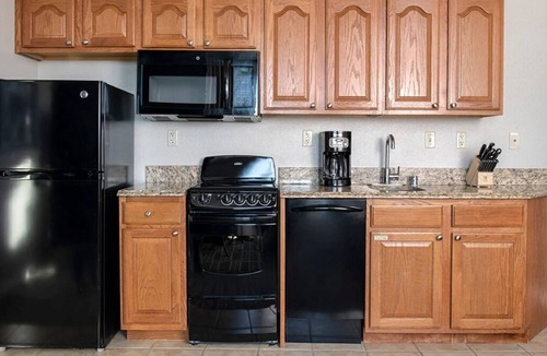 Las Vegas Condo | A Mediterranean-style vacation retreat immediately adjacent to Formula1 Paddock