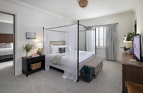 Winters Hotel | A Place You'll Surely Enjoy! 3 Relaxing Units, Pets Are Welcome, Free Parking!