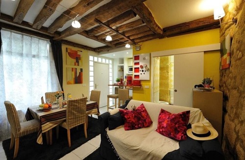 3rd Arrondissement Apartment | A0 Serenity