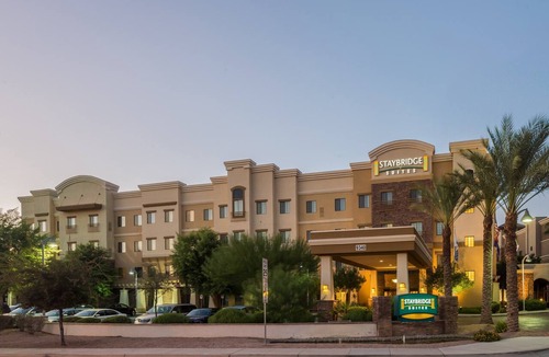 Glendale Sports and Entertainment District Apartment | Accessible 2BR Suite w/Pool + Daily Breakfast