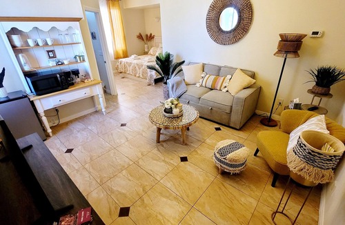 Wyeth Ranch House | Adorable Private house 1 bedroom - FREE parking on premises