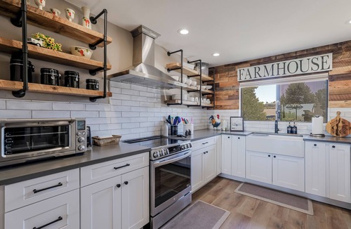 Prescott House | Adventure Awaits! Family-Friendly 3BR/2BA Near Hiking & Historic Prescott