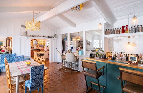 Rolling Hills Estates House | Amazing 5-bedroom farmhouse in quaint Rolling Hills Estates with AC and nature!