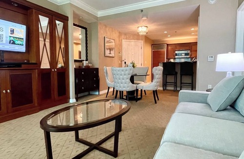 Las Vegas Condo | AMAZING! STRIP View-Balcony Signature MGM 1Bdrm 2Bath FREE VALET! NO RESORT FEES