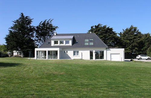 Maupertus-sur-Mer House | An exceptional panoramic view of the sea and the Cotentin coast.