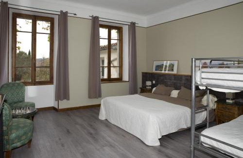 Montolieu House | Apostrophe