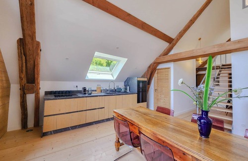 Sinard House | Architect-designed home in the hills above Sinard