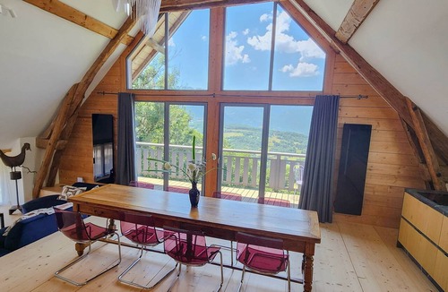 Sinard House | Architect-designed home in the hills above Sinard