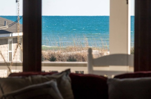 Atlantic Beach House | Atlantic Beach Classic Family Cottage