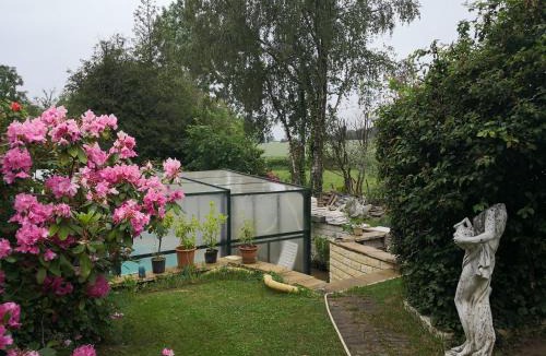 Azay-sur-Thouet Bed & Breakfast | Au Jardin Fleuri