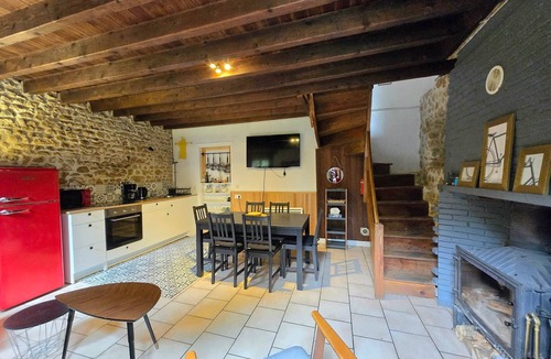 Maheru House | Authentic Normandy & large plot