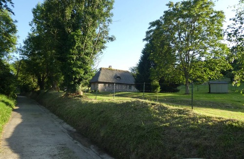 Conteville Cottage | Authentic thatched cottage near Honfleur