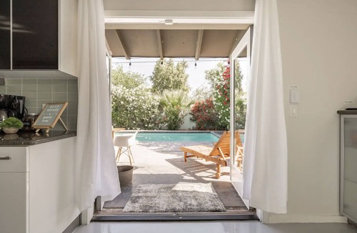 Scottsdale Estates Six House | Back Yard Oasis in Old Town Scottsdale w Pool & Cabana. Great For Big Groups!