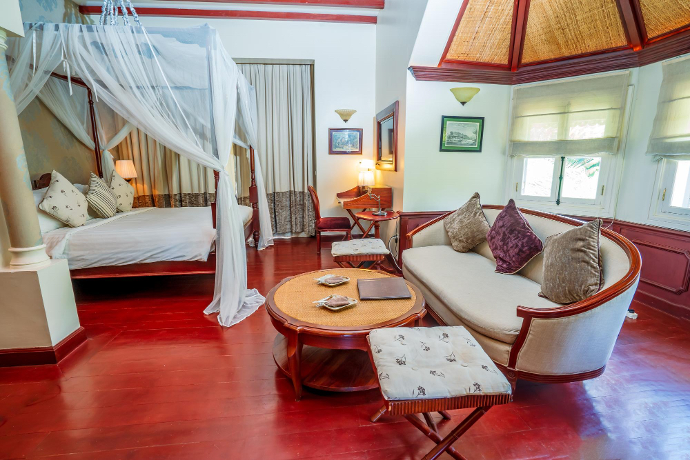Summit Estates Cabin | BBCourt Sleeps 16 5b Game Room