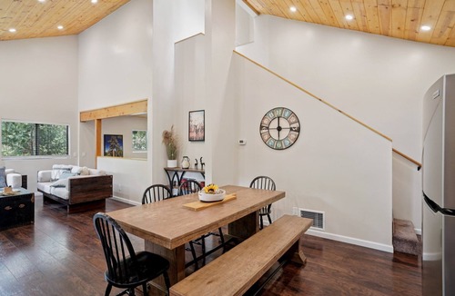 Fern Valley House | Be Pine - Pet-friendly cabin close to trails