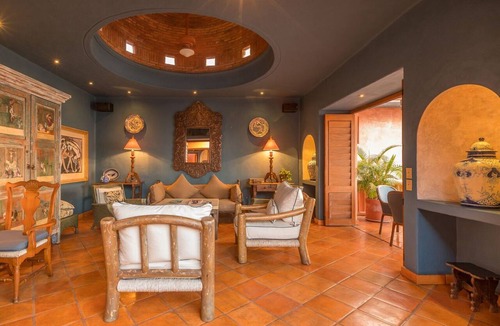 Conchas Chinas Villa | BEACHFRONT MEXICAN LUXURY VILLA