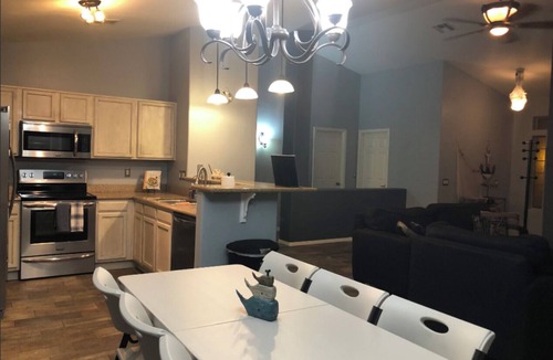 Cottonflower House | Beachy Getaway in Goodyear, AZ 10 guests; 4/2