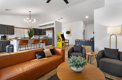 North Las Vegas House | Beautiful 5 BD Home with pool