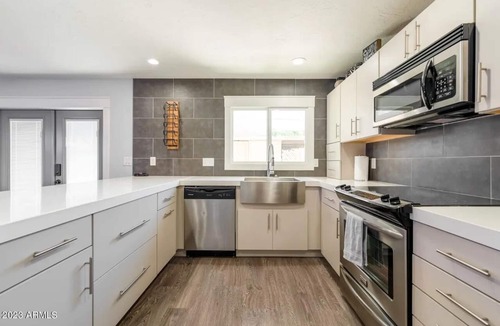 Southwest Village Condo | Beautiful Condo Walking Distance to Old Town, Enjoy Golf, and Warm Sunshine!