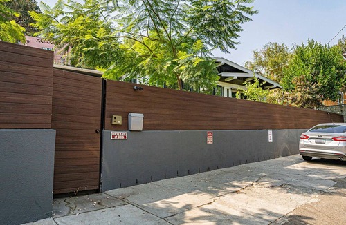 Hollywood Heights House | Beautiful Newly Remodeled Craftsman Home in Hollywood