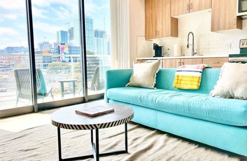 East Village Apartment | Beautiful One Bedroom Apartment With View of City