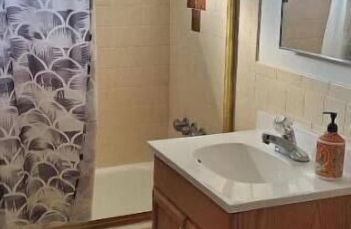 Riverside House | Beautiful Raintree 3 Beds, 2 Baths Home in Riverside, CA.