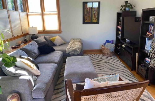 Upper Telegraph House | Berkeley Home Away From Home