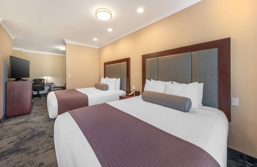 Delthorne Hotel | Best Western Plus Avita Suites