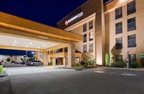 Roosevelt Hotel | Best Western Plus Fresno Airport Hotel