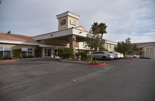West Sahara Hotel | Best Western Plus Las Vegas West