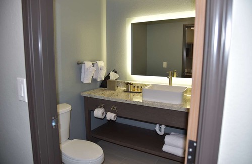 West Sahara Hotel | Best Western Plus Las Vegas West