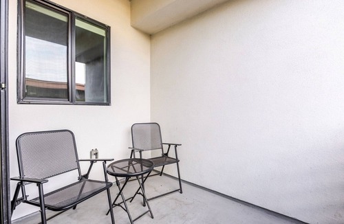 Mar Vista Apartment | Blueground | Mar Vista, AC, w/d, nr beach