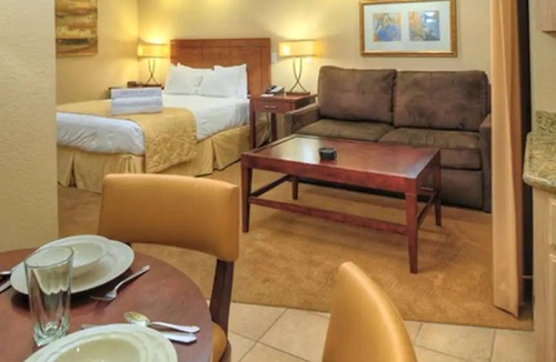 West Sedona Resort | Book your HVC Studio at the Sedona Summit Resort And Save BIG!