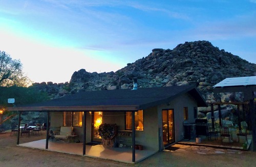 Monument Manor House | Boulder-filled Sustainable Retreat by National Park entrance.